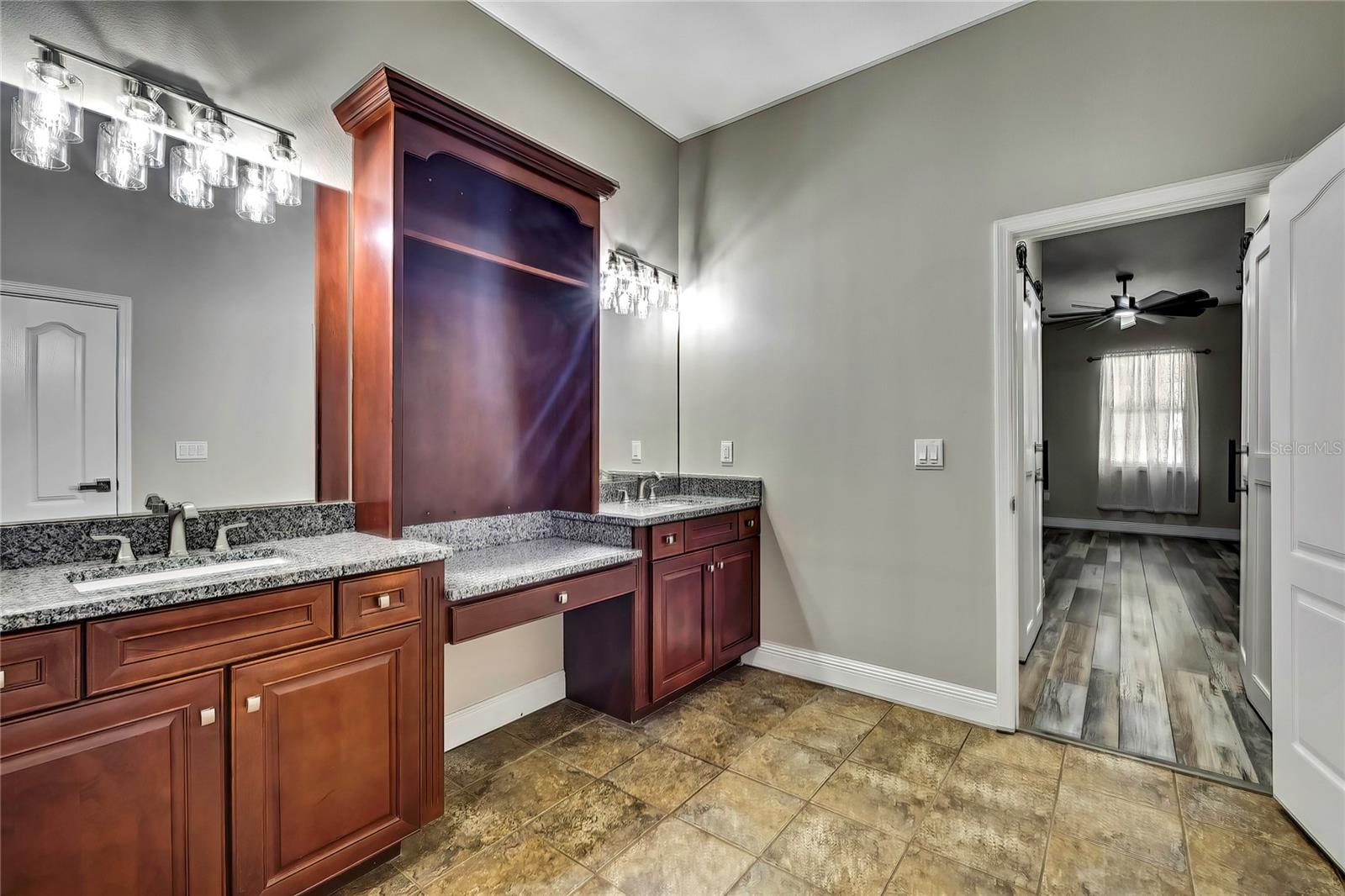 27338 ELKWOOD CIR, WESLEY CHAPEL, FL, 33544