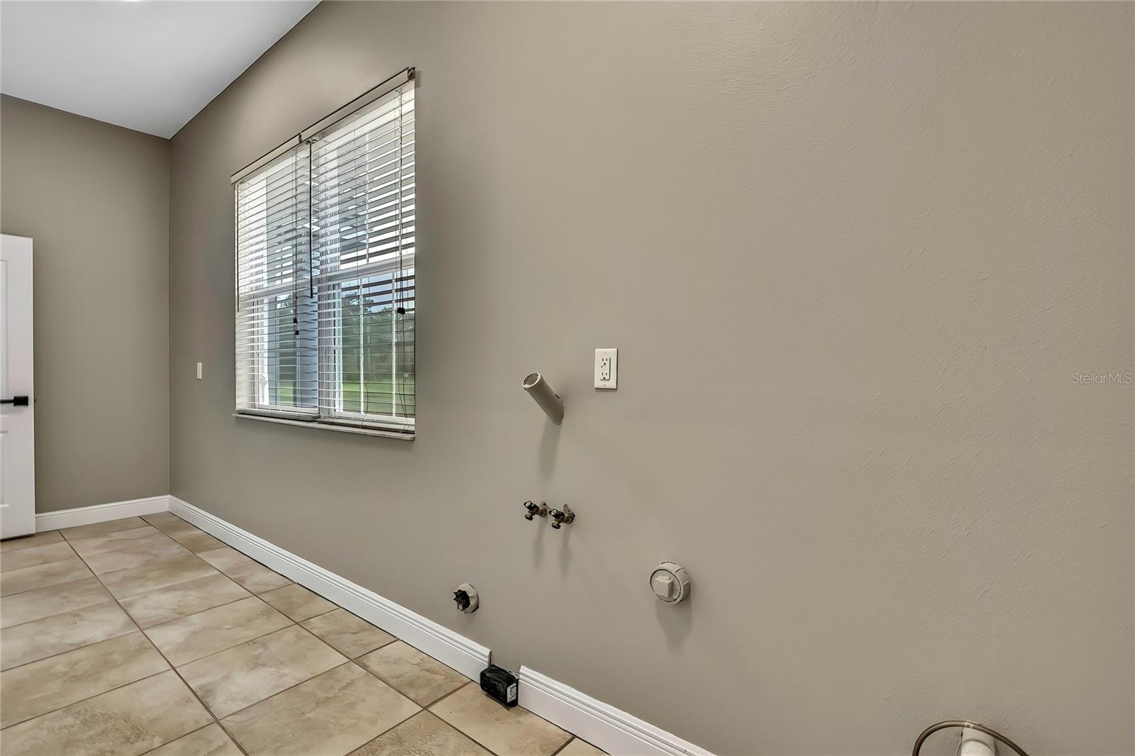 27338 ELKWOOD CIR, WESLEY CHAPEL, FL, 33544