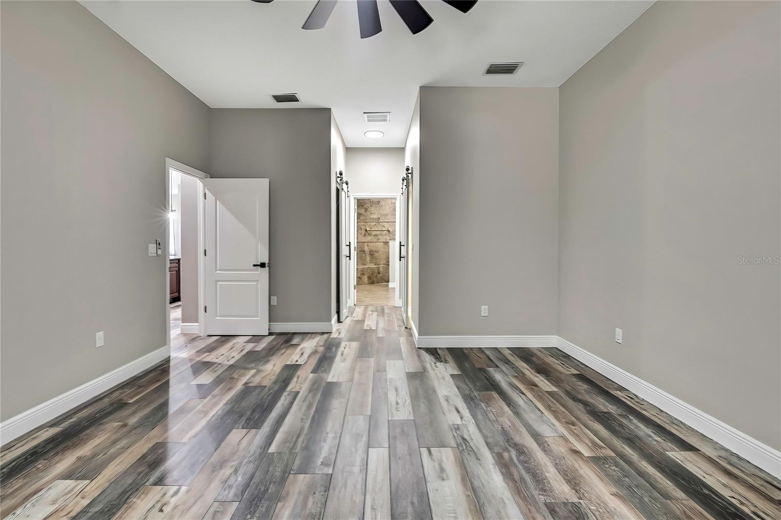 27338 ELKWOOD CIR, WESLEY CHAPEL, FL, 33544