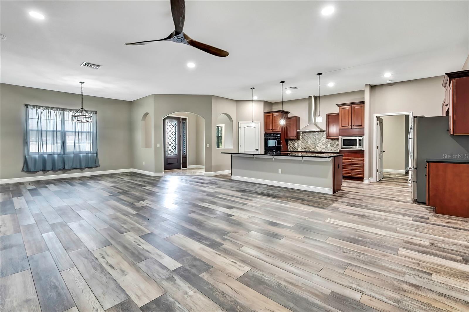 27338 ELKWOOD CIR, WESLEY CHAPEL, FL, 33544