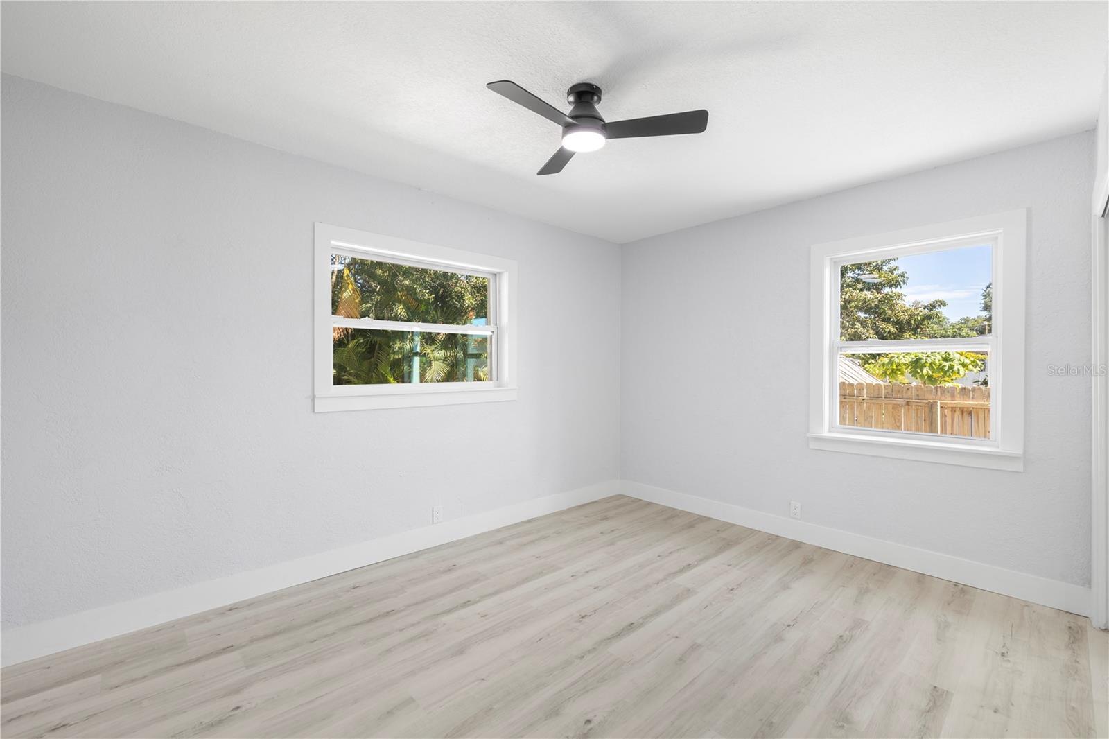 3135 33RD AVE N, ST PETERSBURG, FL, 33713