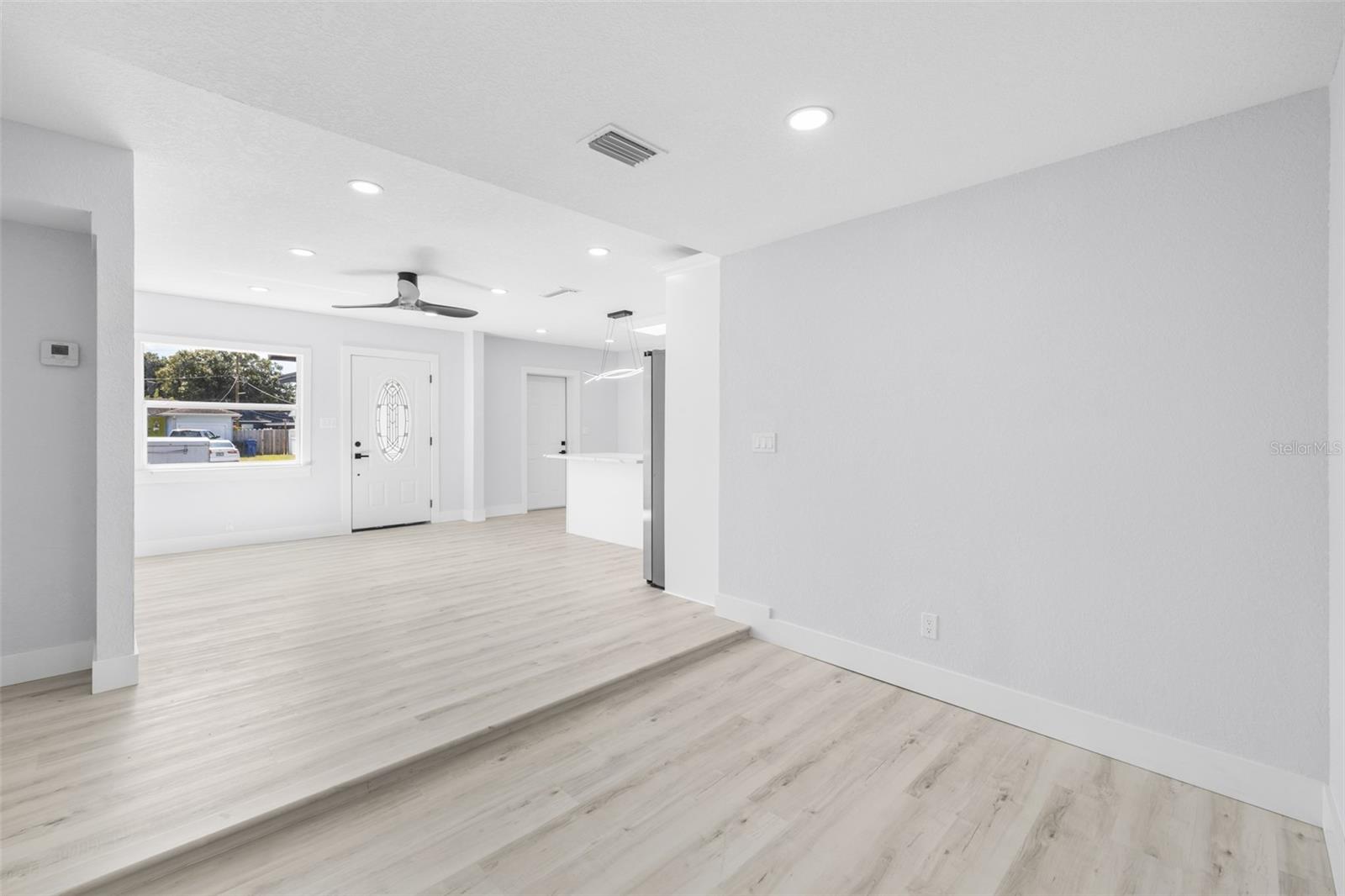 3135 33RD AVE N, ST PETERSBURG, FL, 33713