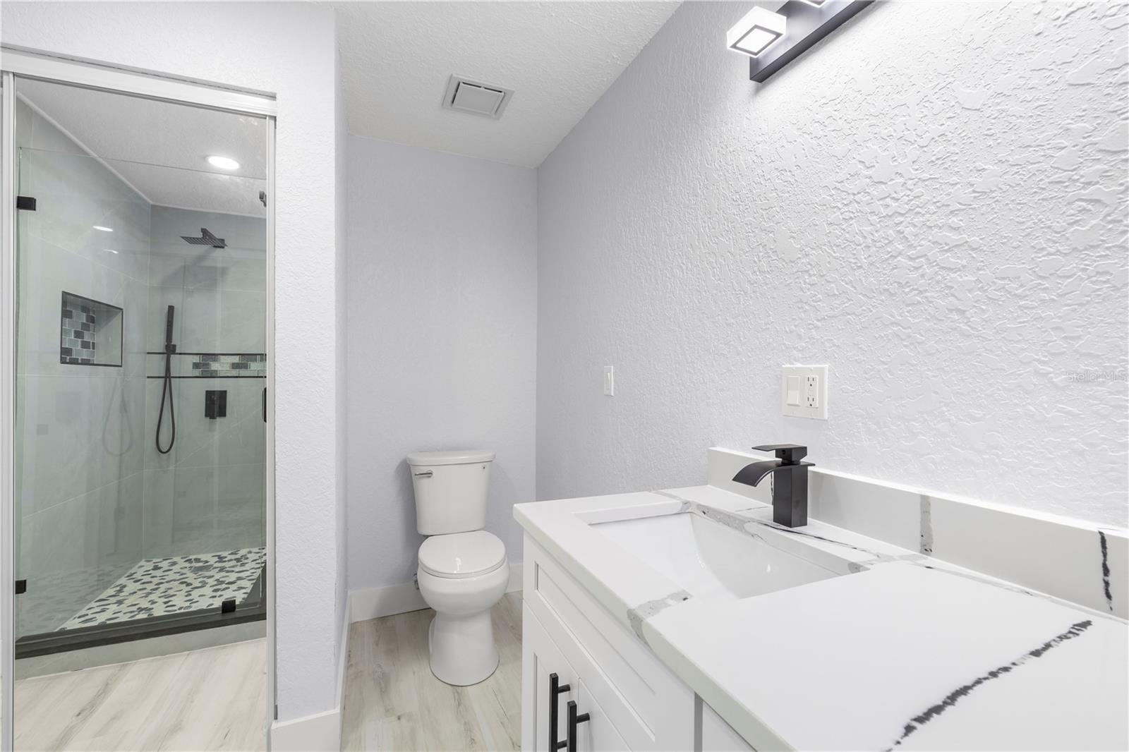 3135 33RD AVE N, ST PETERSBURG, FL, 33713