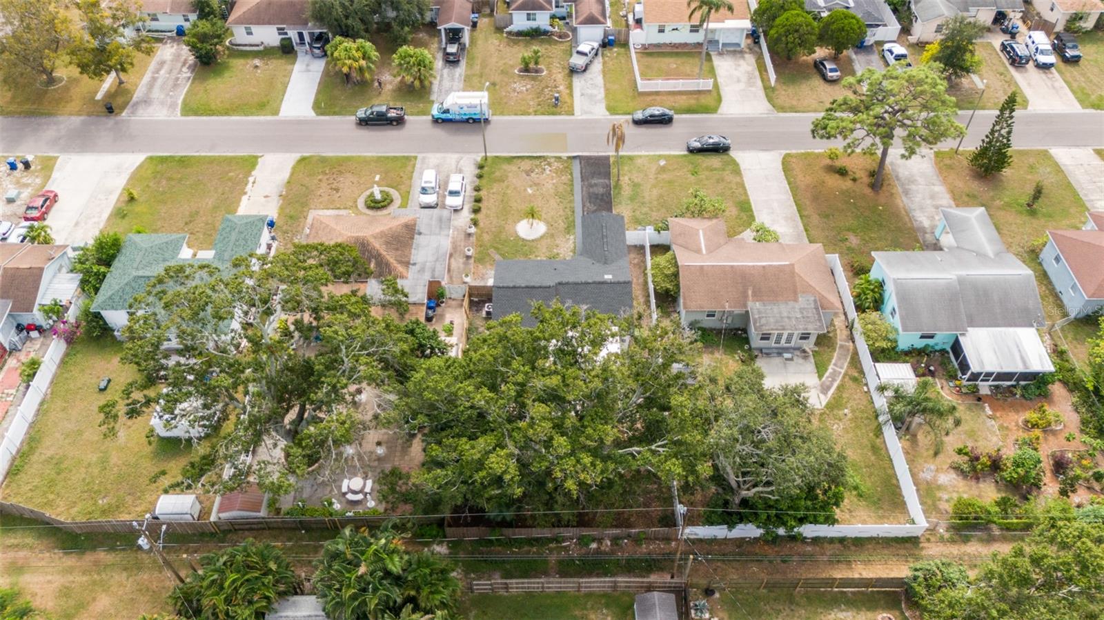 3135 33RD AVE N, ST PETERSBURG, FL, 33713