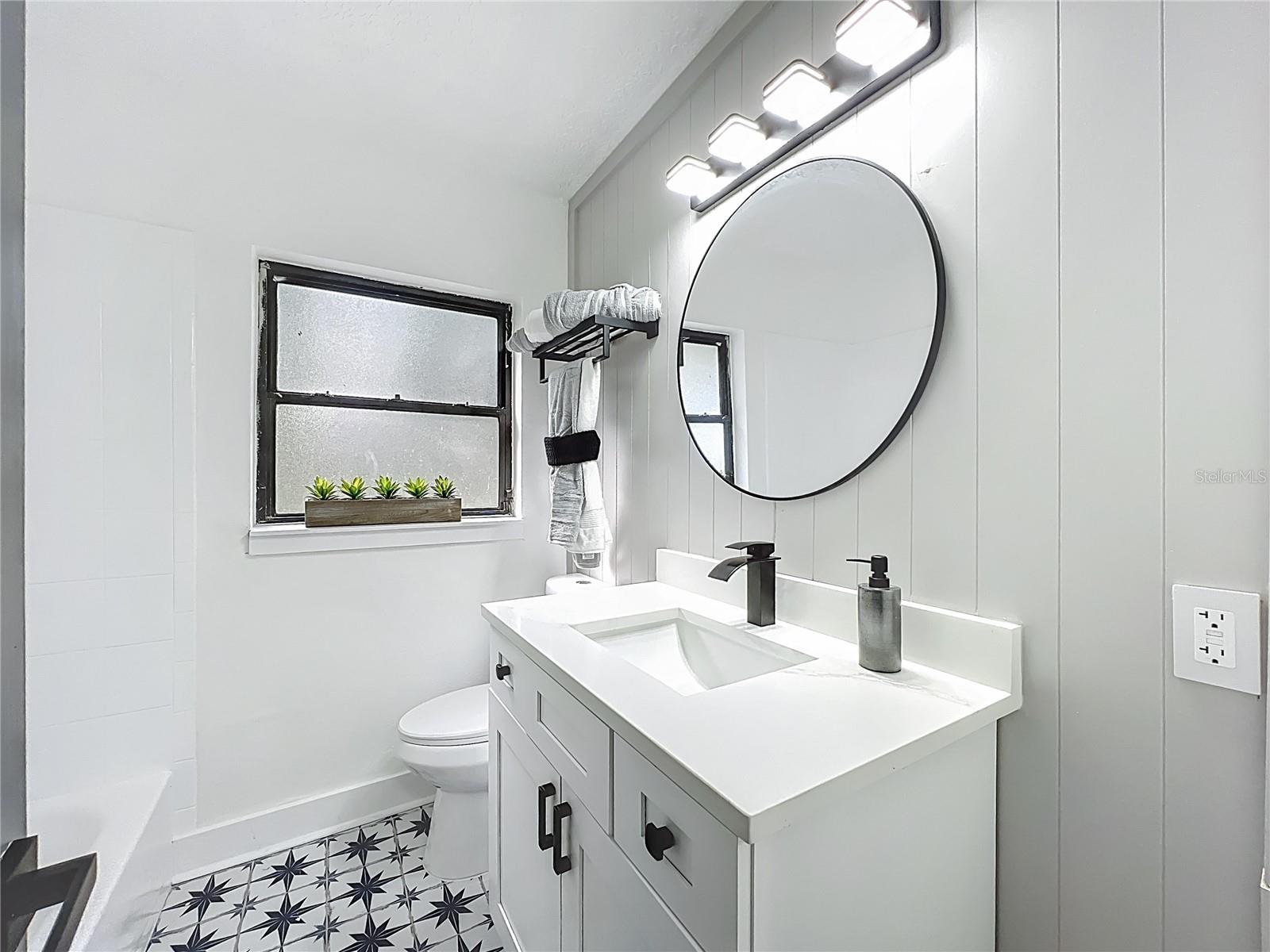 6124 DOGWOOD DR, ORLANDO, FL, 32807