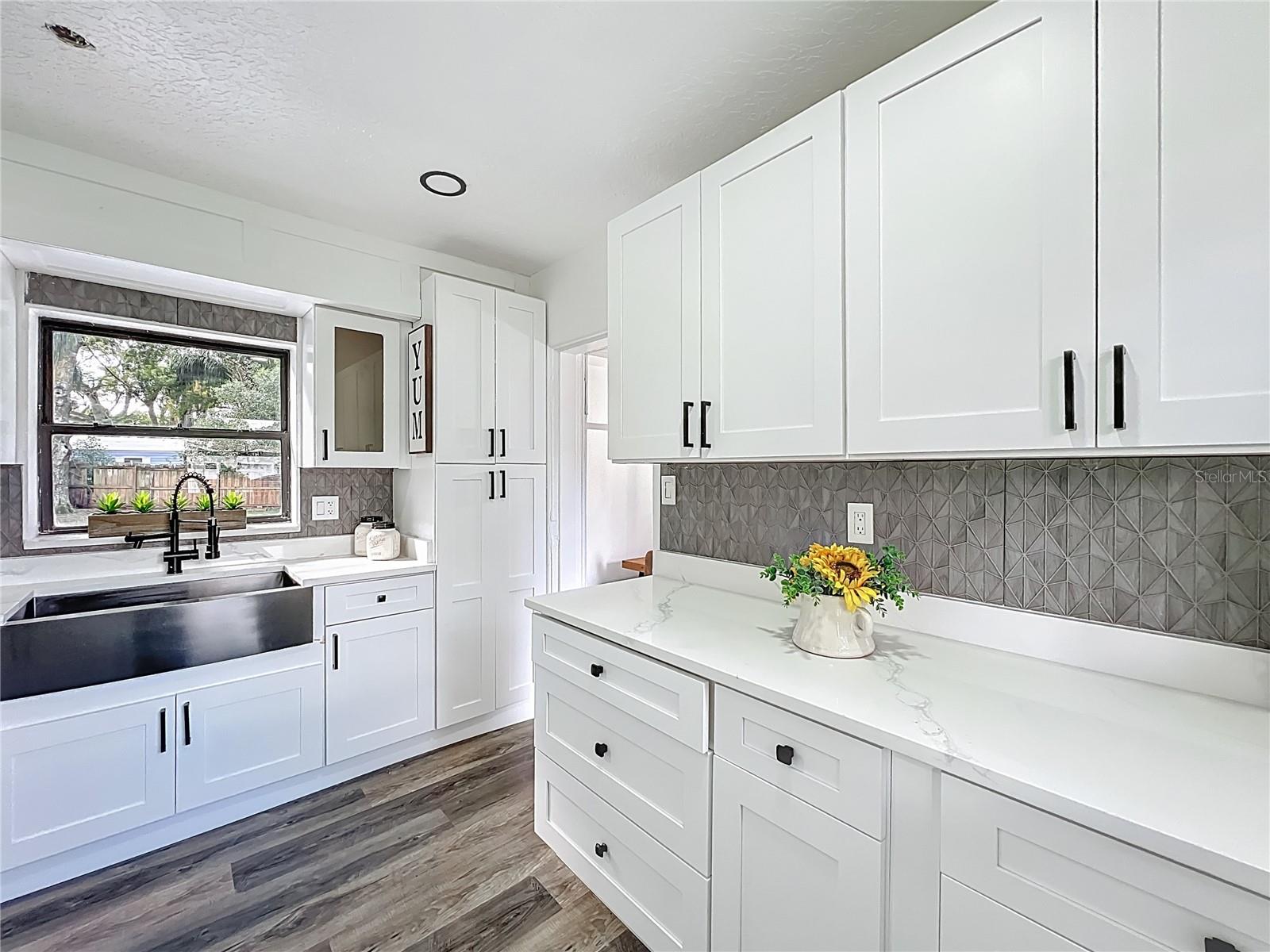 6124 DOGWOOD DR, ORLANDO, FL, 32807