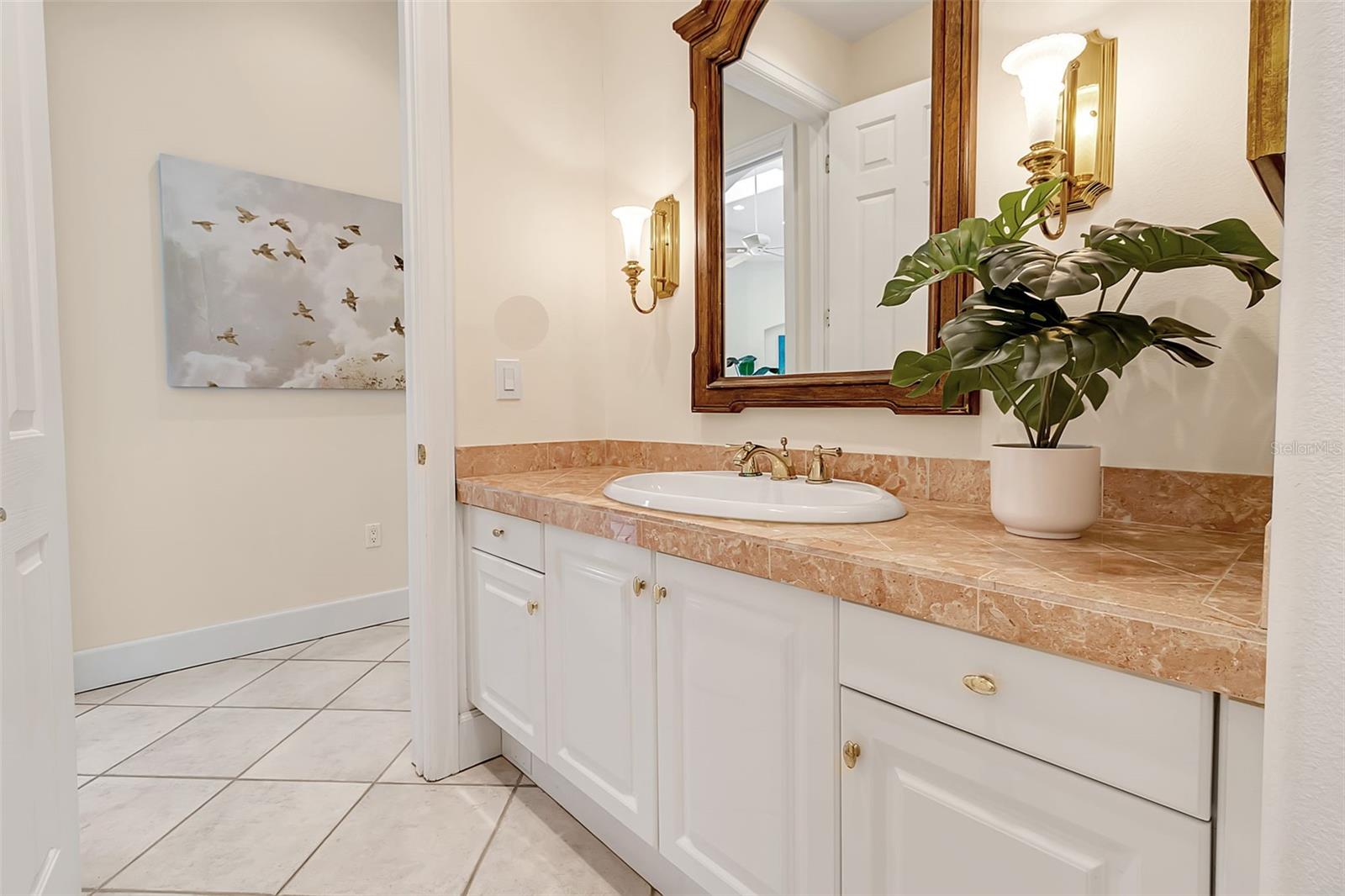 137 OSPREY POINT DR, OSPREY, FL, 34229