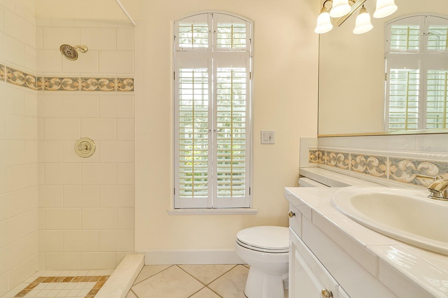 137 OSPREY POINT DR, OSPREY, FL, 34229