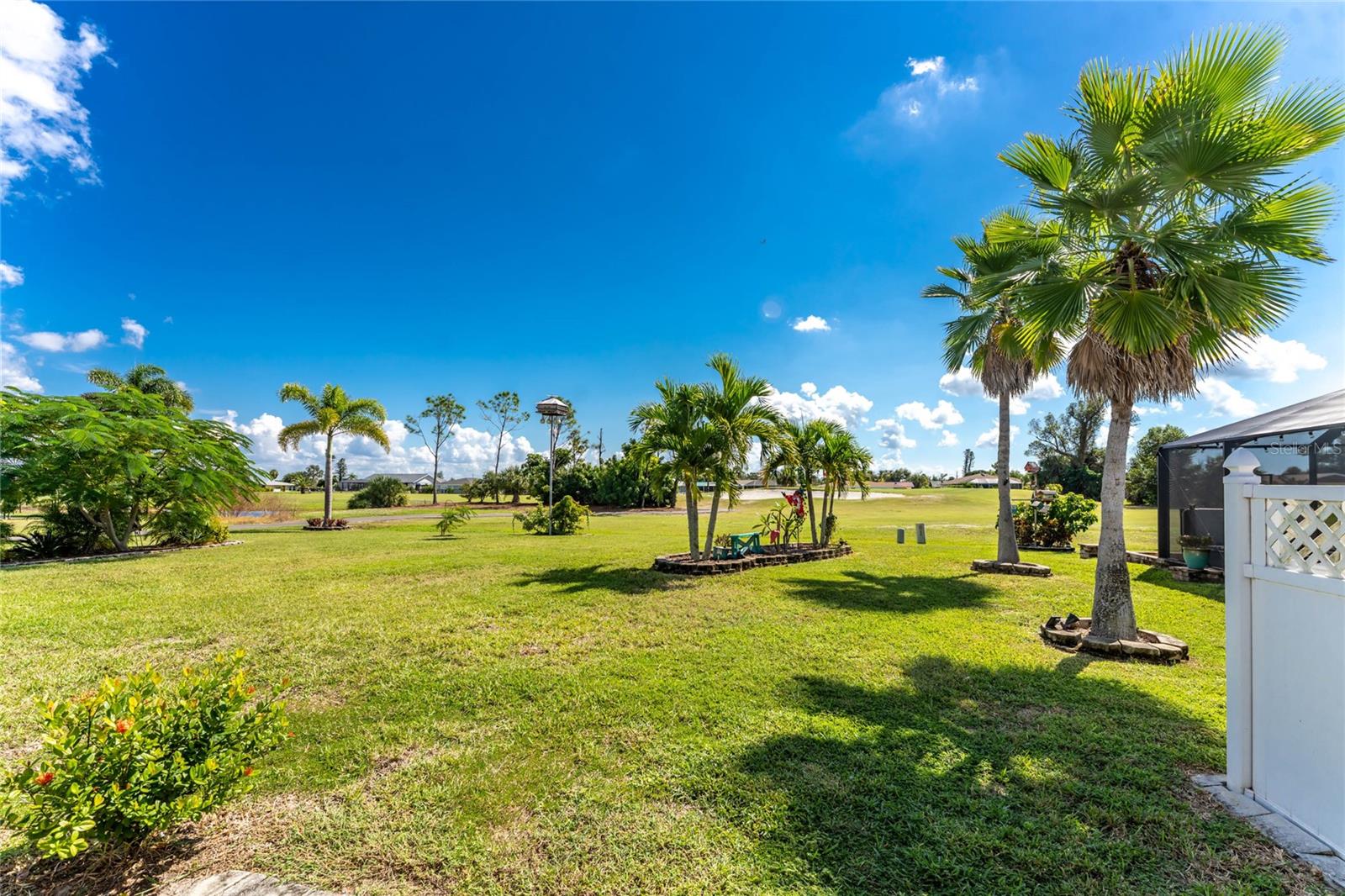 3 OAKLAND HILLS CT, ROTONDA WEST, FL, 33947