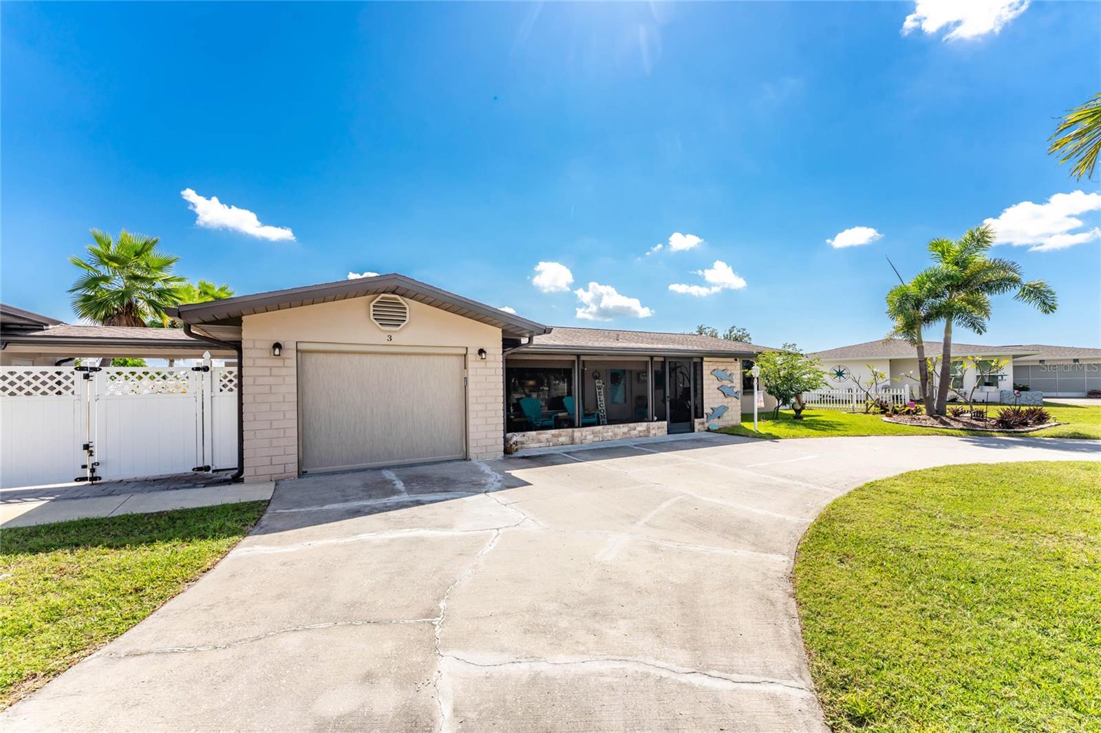 3 OAKLAND HILLS CT, ROTONDA WEST, FL, 33947