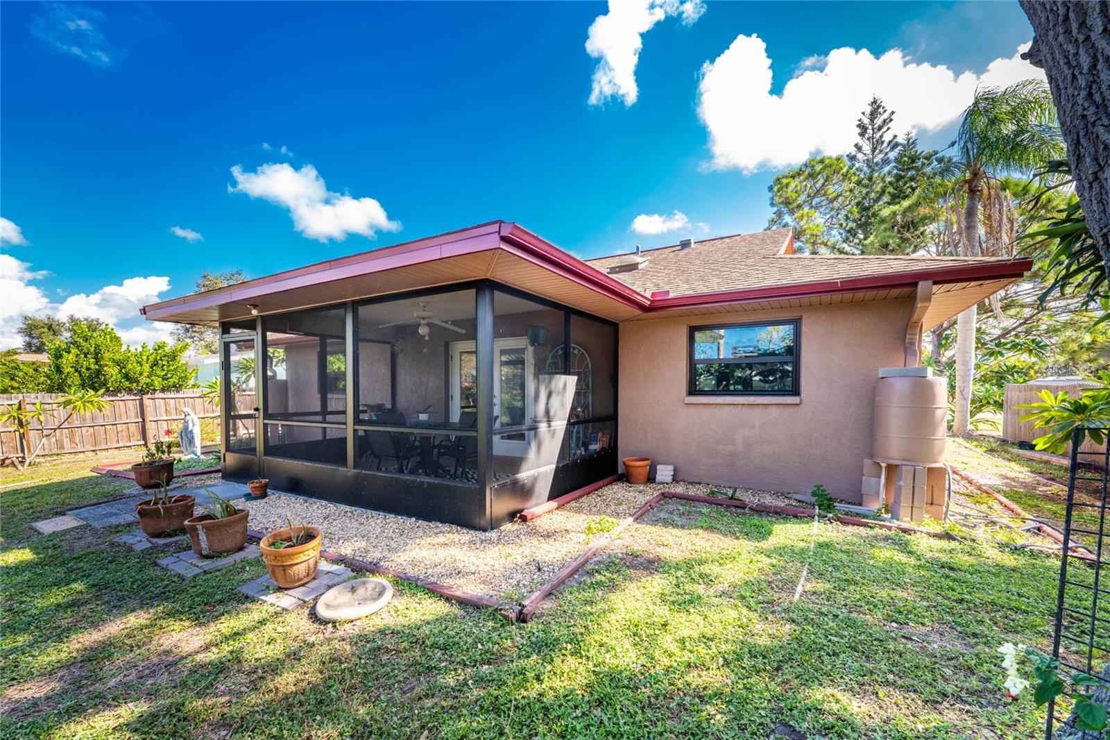 660 S BROADWAY ST, ENGLEWOOD, FL, 34223