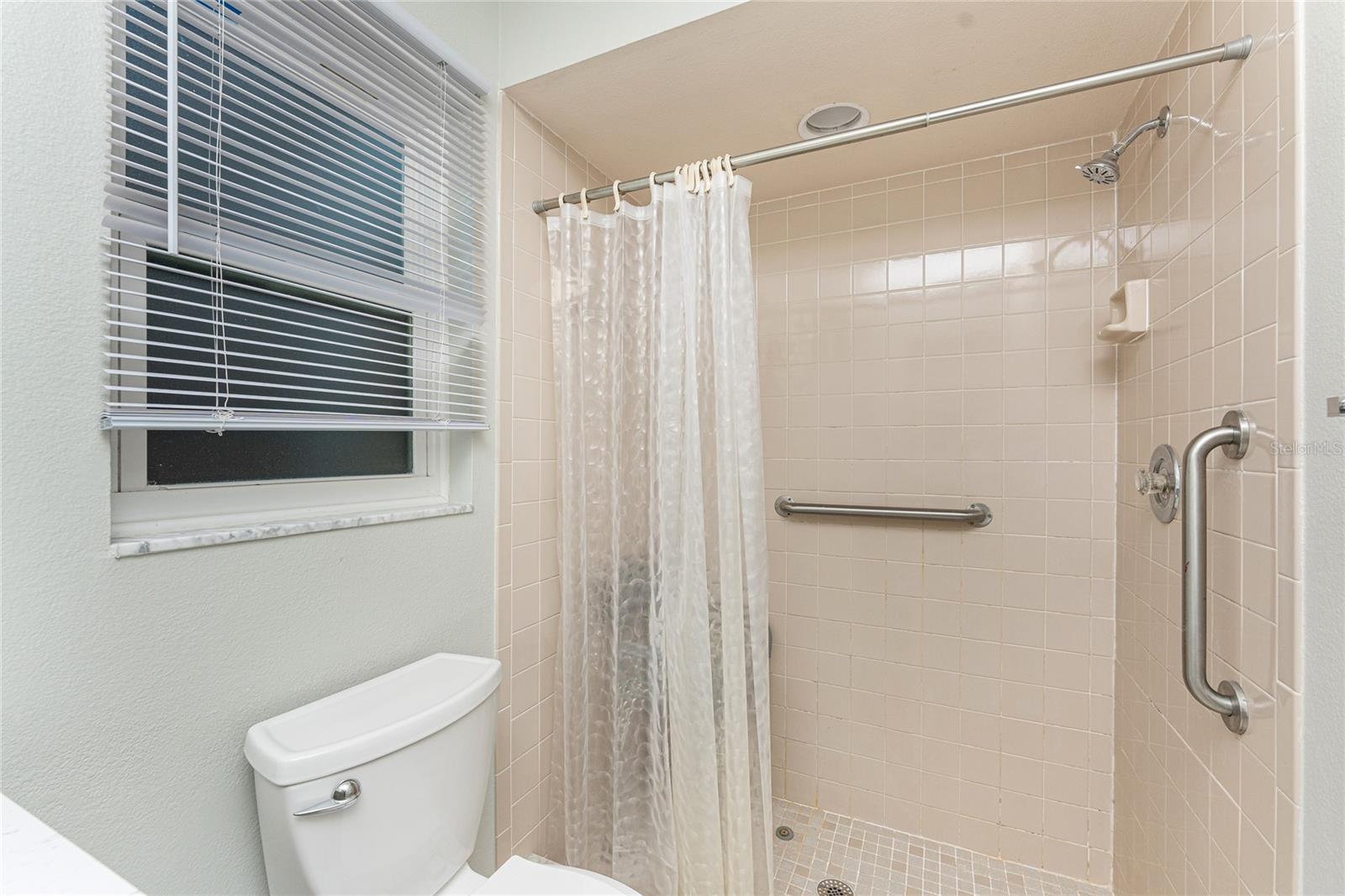 660 S BROADWAY ST, ENGLEWOOD, FL, 34223