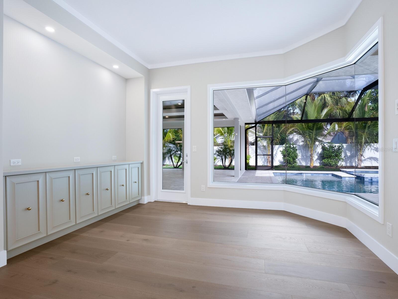 A4669446 Property Photo