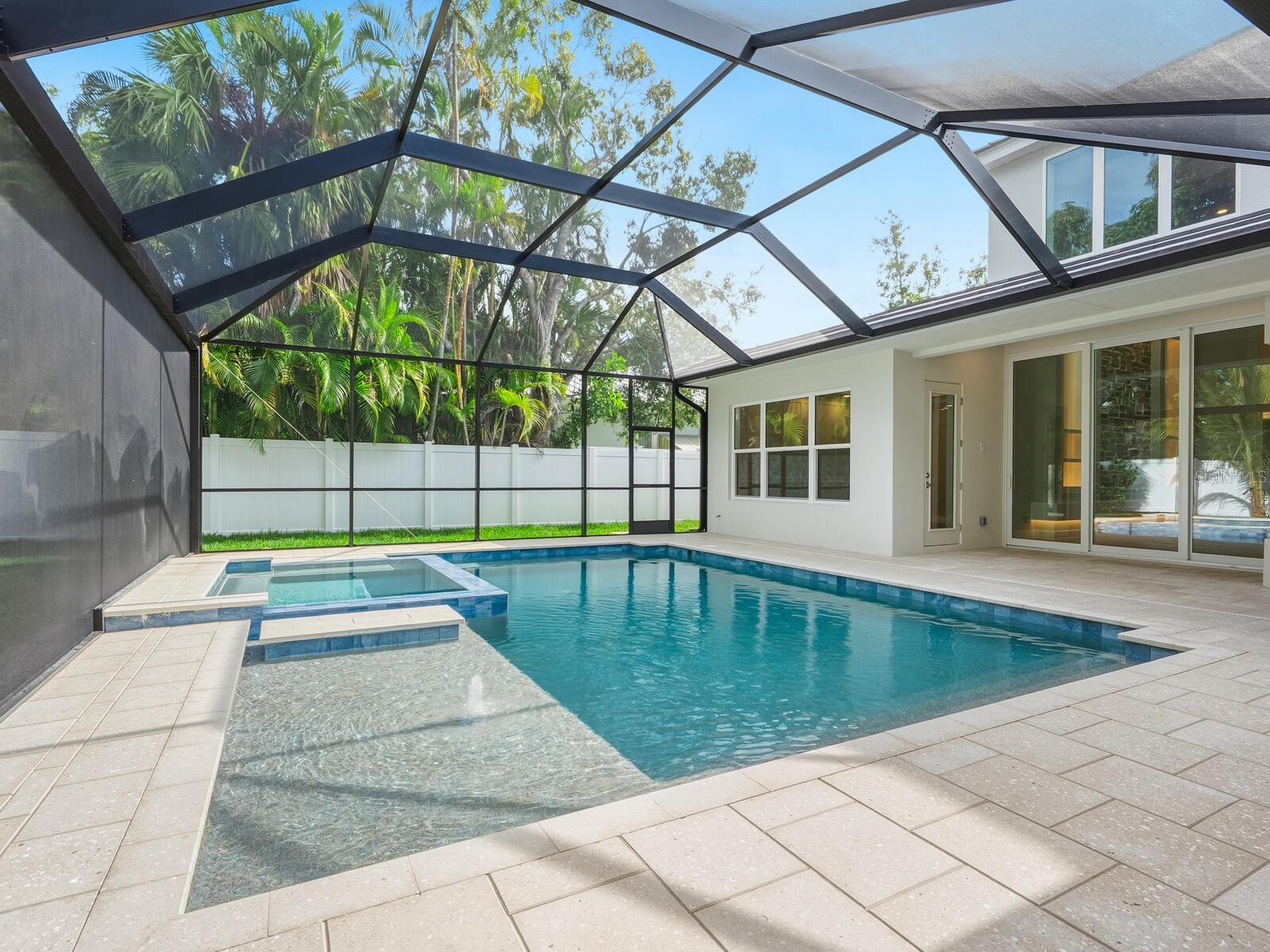 A4669446 Property Photo