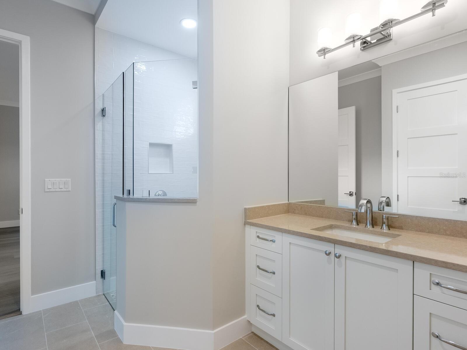 A4669446 Property Photo