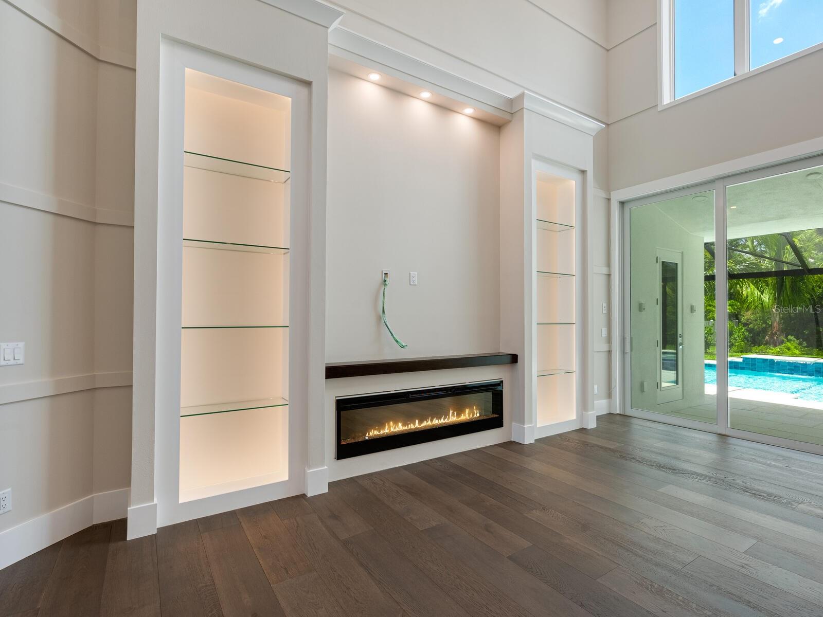 1637 HYDE PARK ST, SARASOTA, FL, 34239