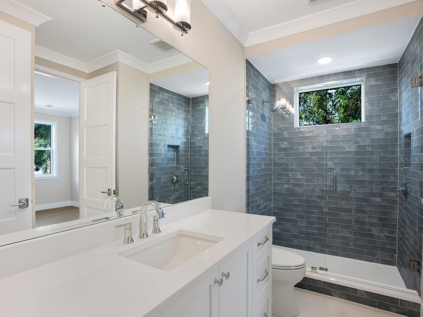 A4669446 Property Photo