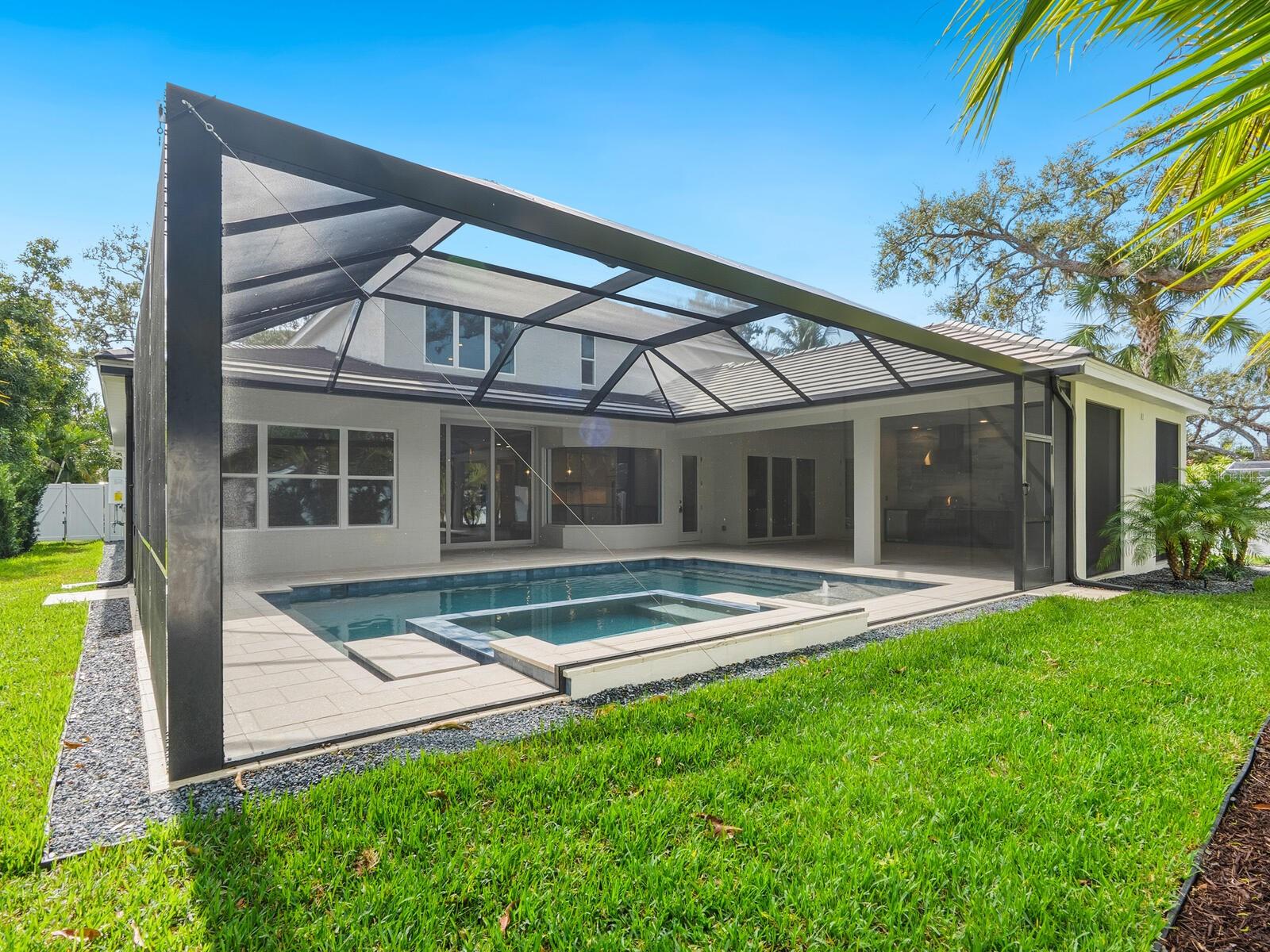 A4669446 Property Photo