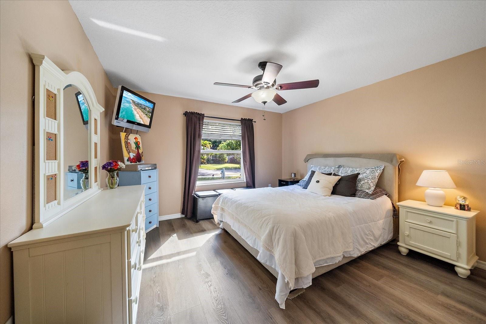 2030 OLD TREVOR WAY, SARASOTA, FL, 34232