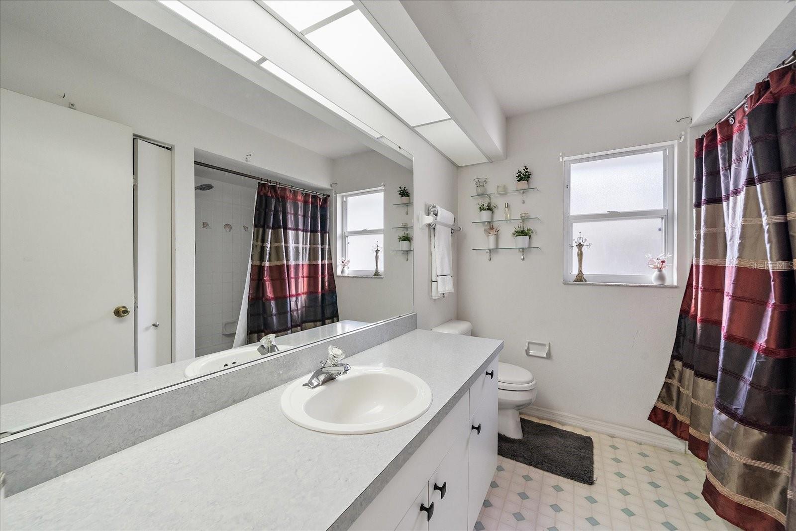 2030 OLD TREVOR WAY, SARASOTA, FL, 34232