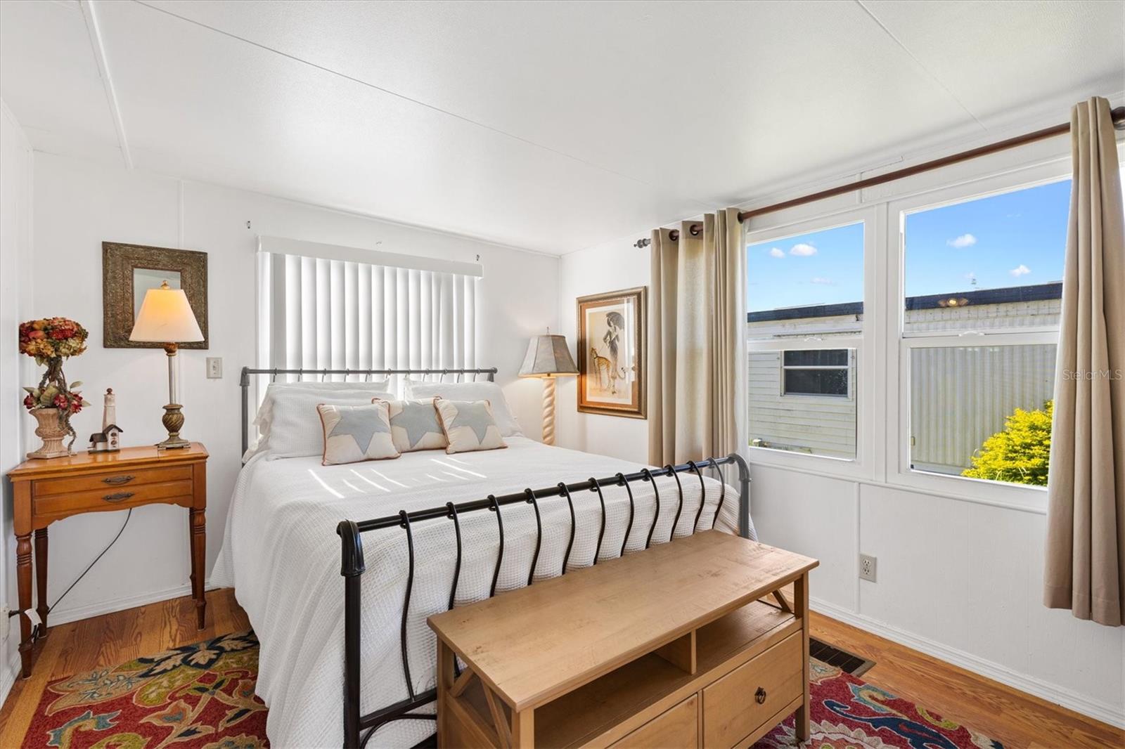 732 ROYAL PALM AVE, LADY LAKE, FL, 32159