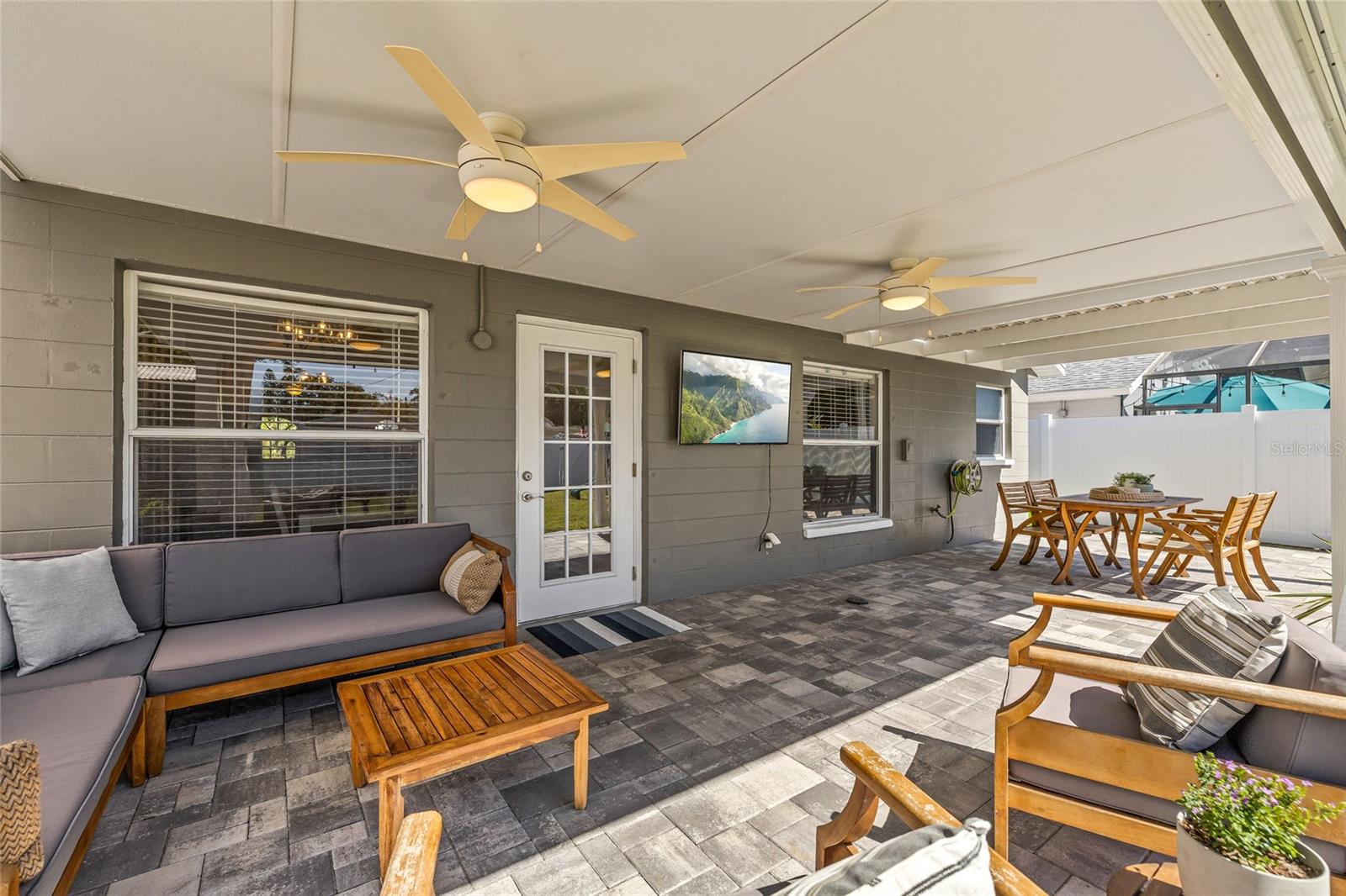 346 46TH AVE N, ST PETERSBURG, FL, 33703