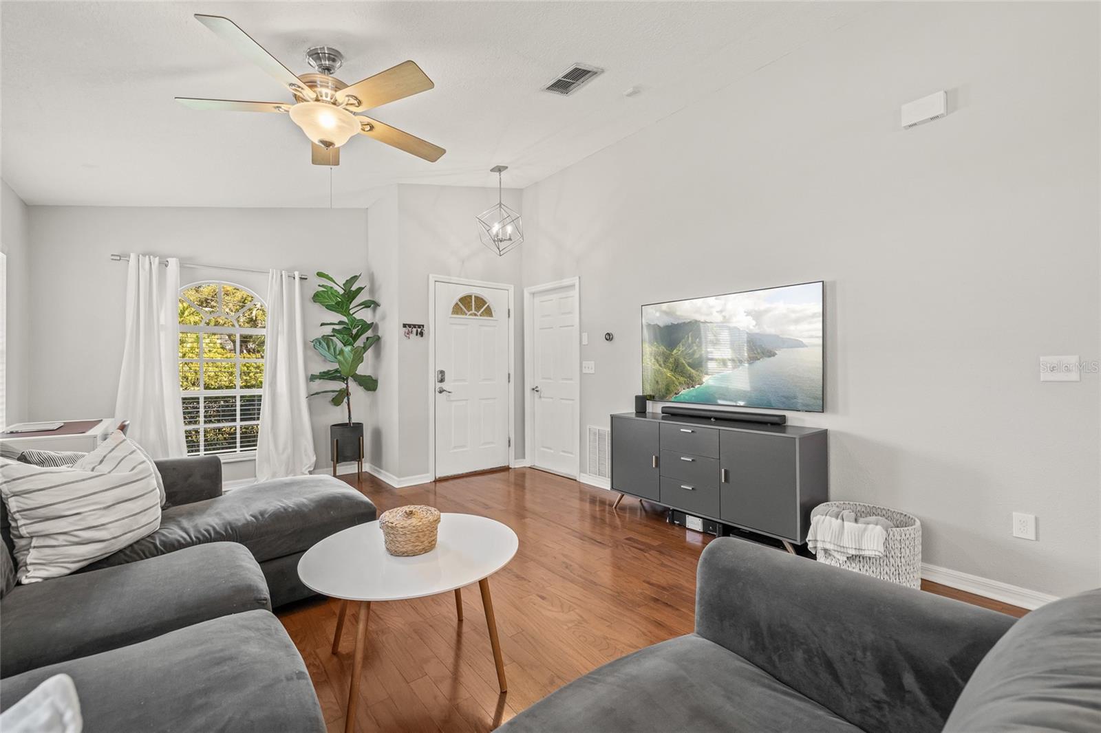 346 46TH AVE N, ST PETERSBURG, FL, 33703