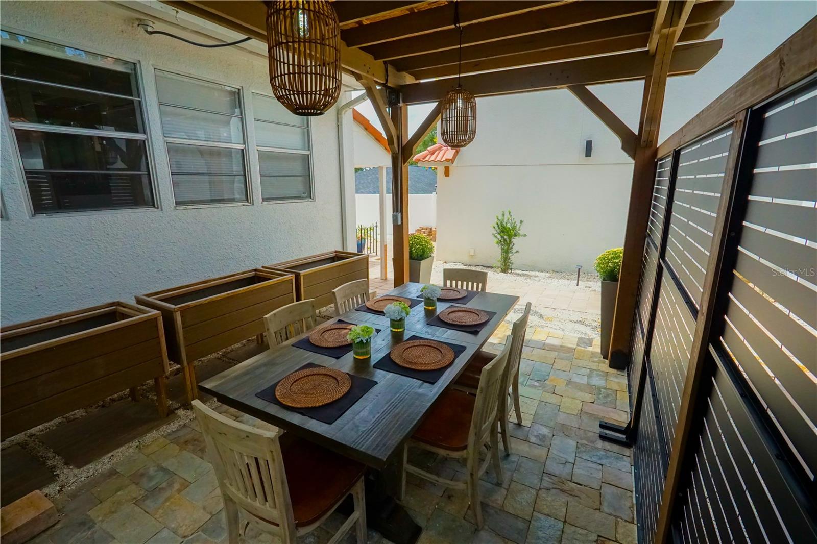 229 E 6TH AVE, MOUNT DORA, FL, 32757