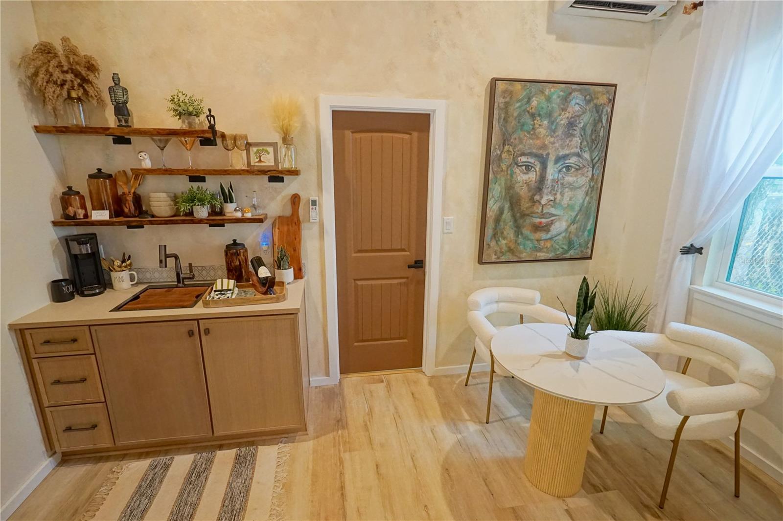 229 E 6TH AVE, MOUNT DORA, FL, 32757