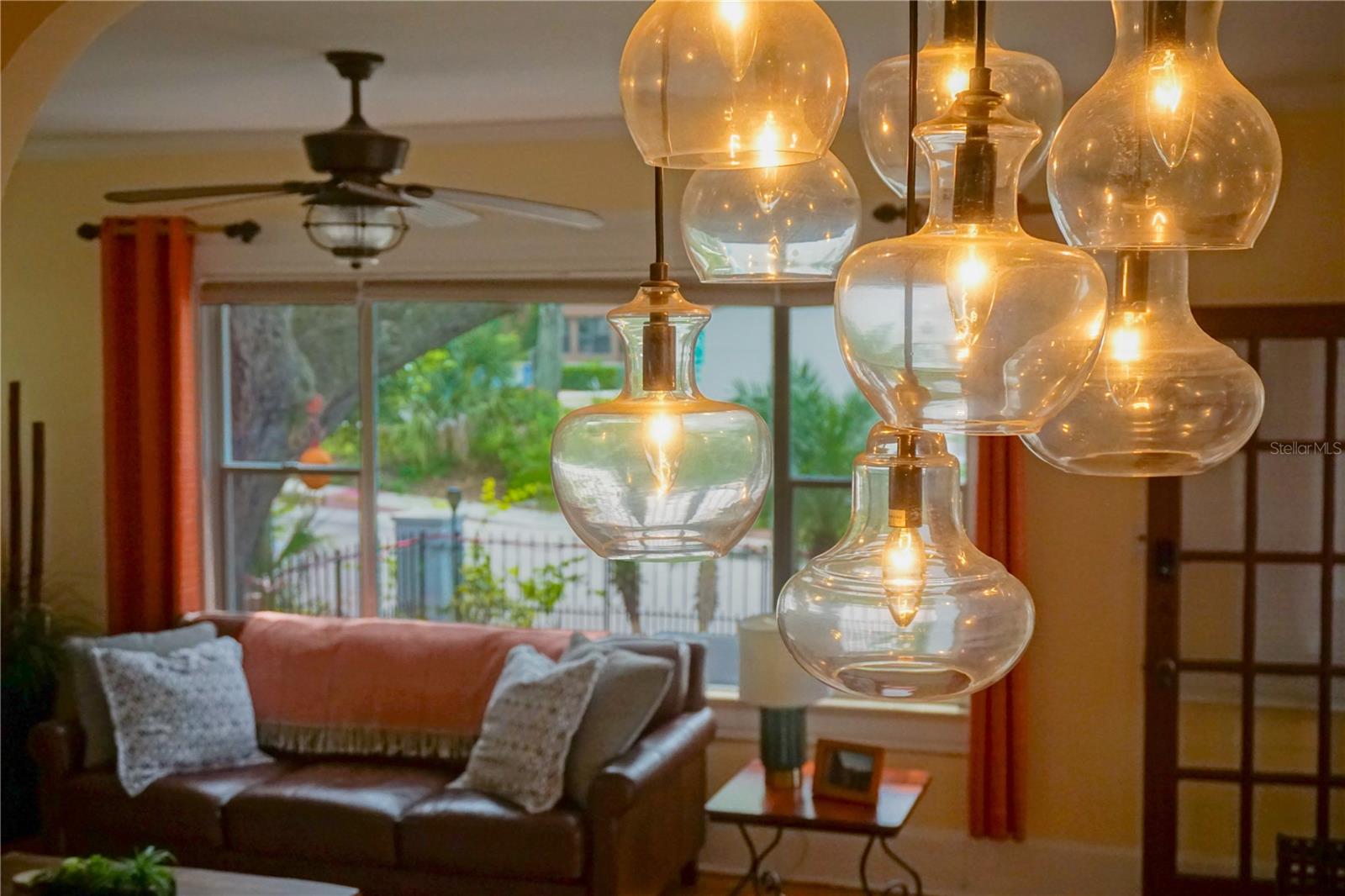 229 E 6TH AVE, MOUNT DORA, FL, 32757