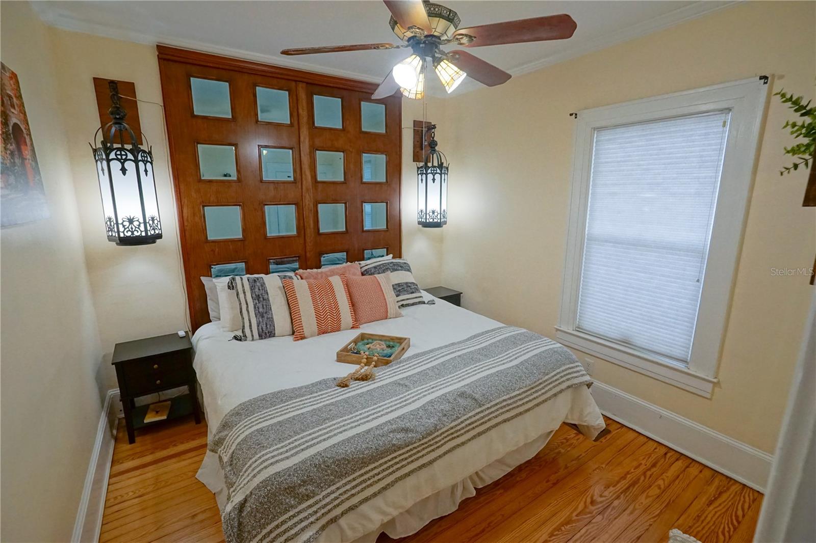 229 E 6TH AVE, MOUNT DORA, FL, 32757