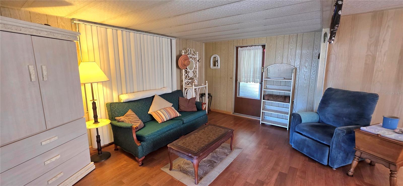 TB8440874 Property Photo