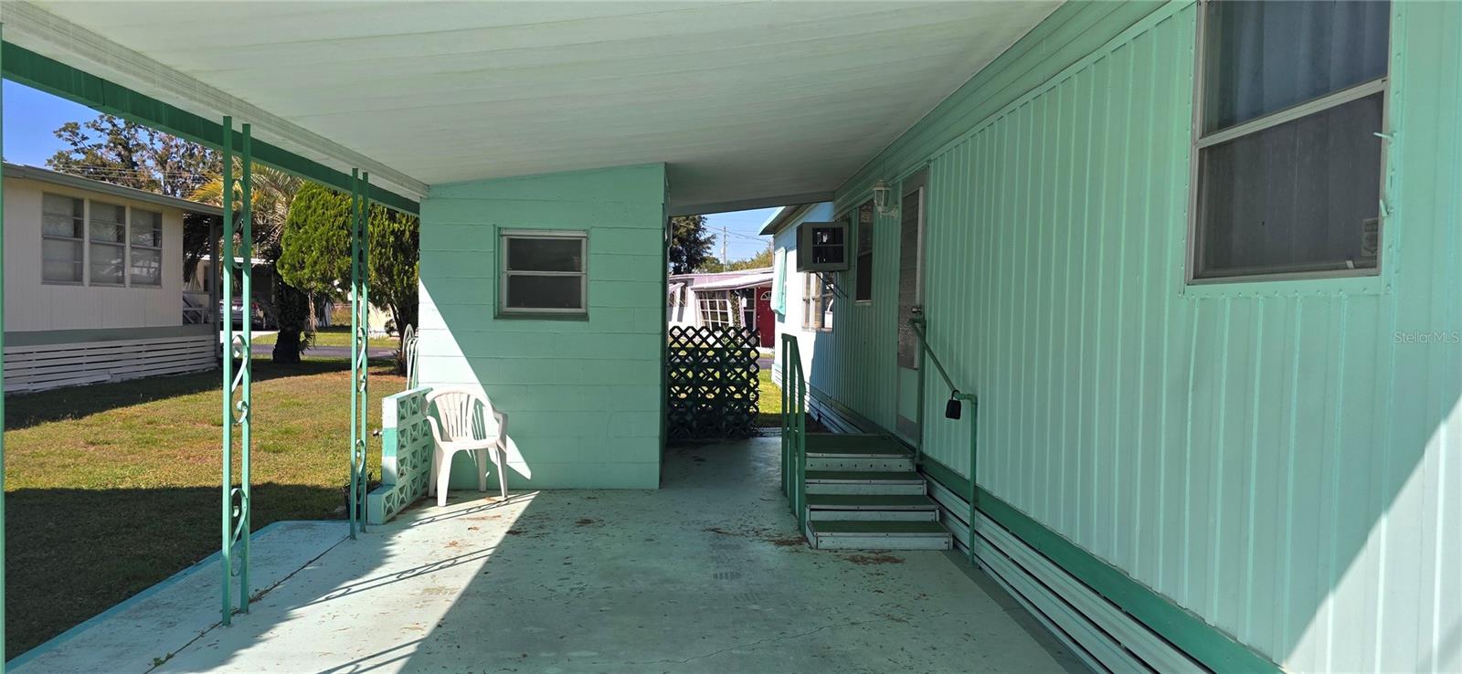 TB8440874 Property Photo