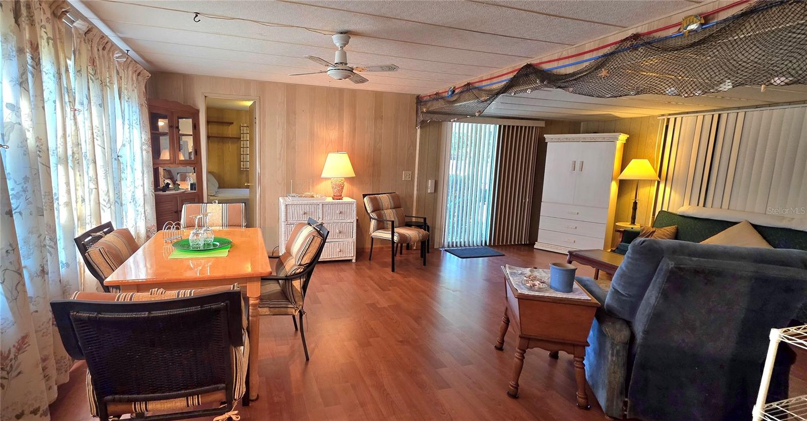 TB8440874 Property Photo