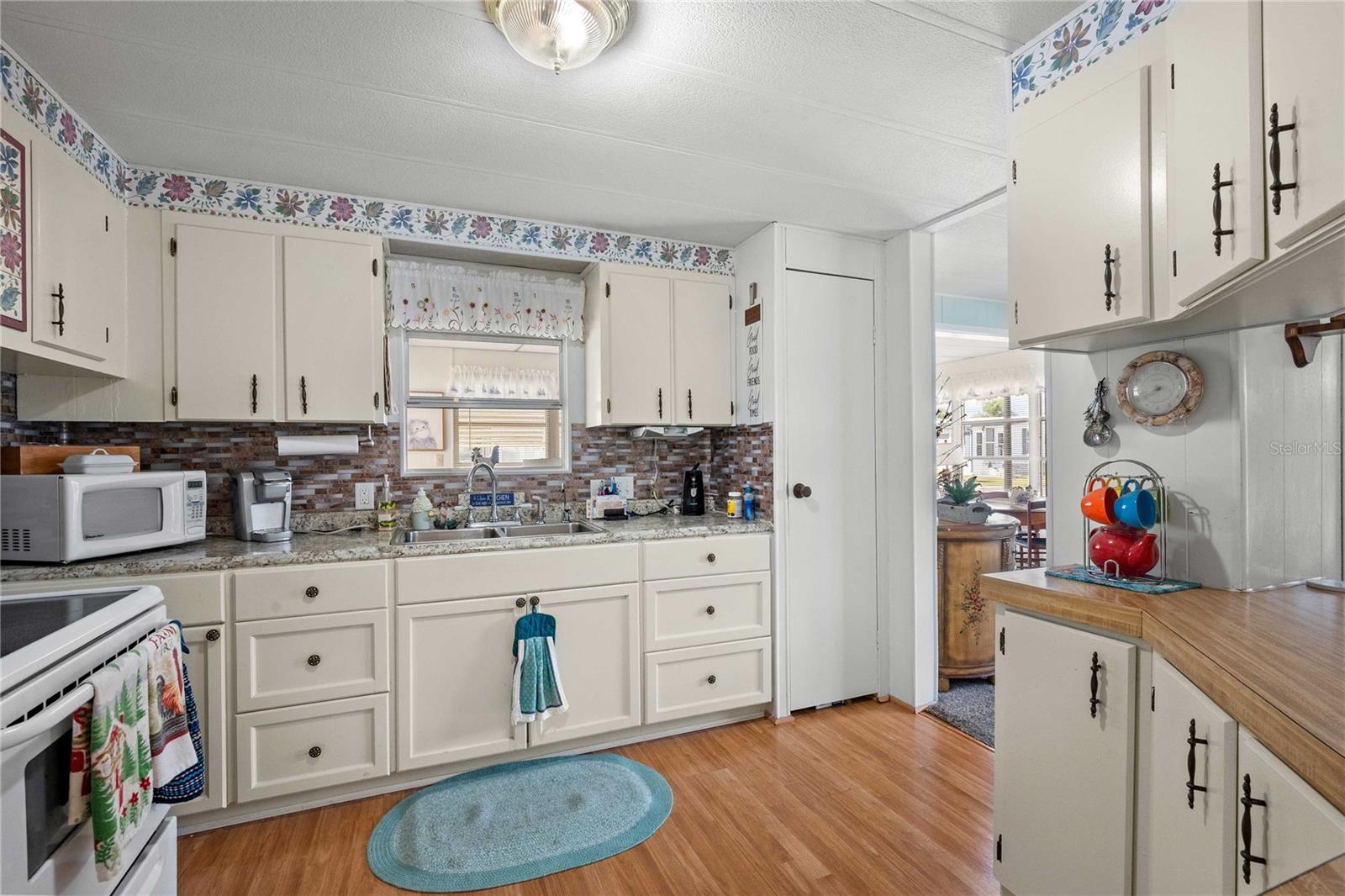 5324 SEVILLE DR, ZEPHYRHILLS, FL, 33541