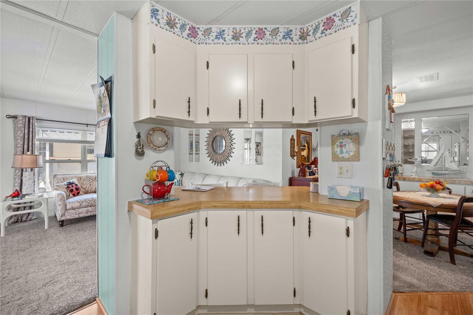 5324 SEVILLE DR, ZEPHYRHILLS, FL, 33541