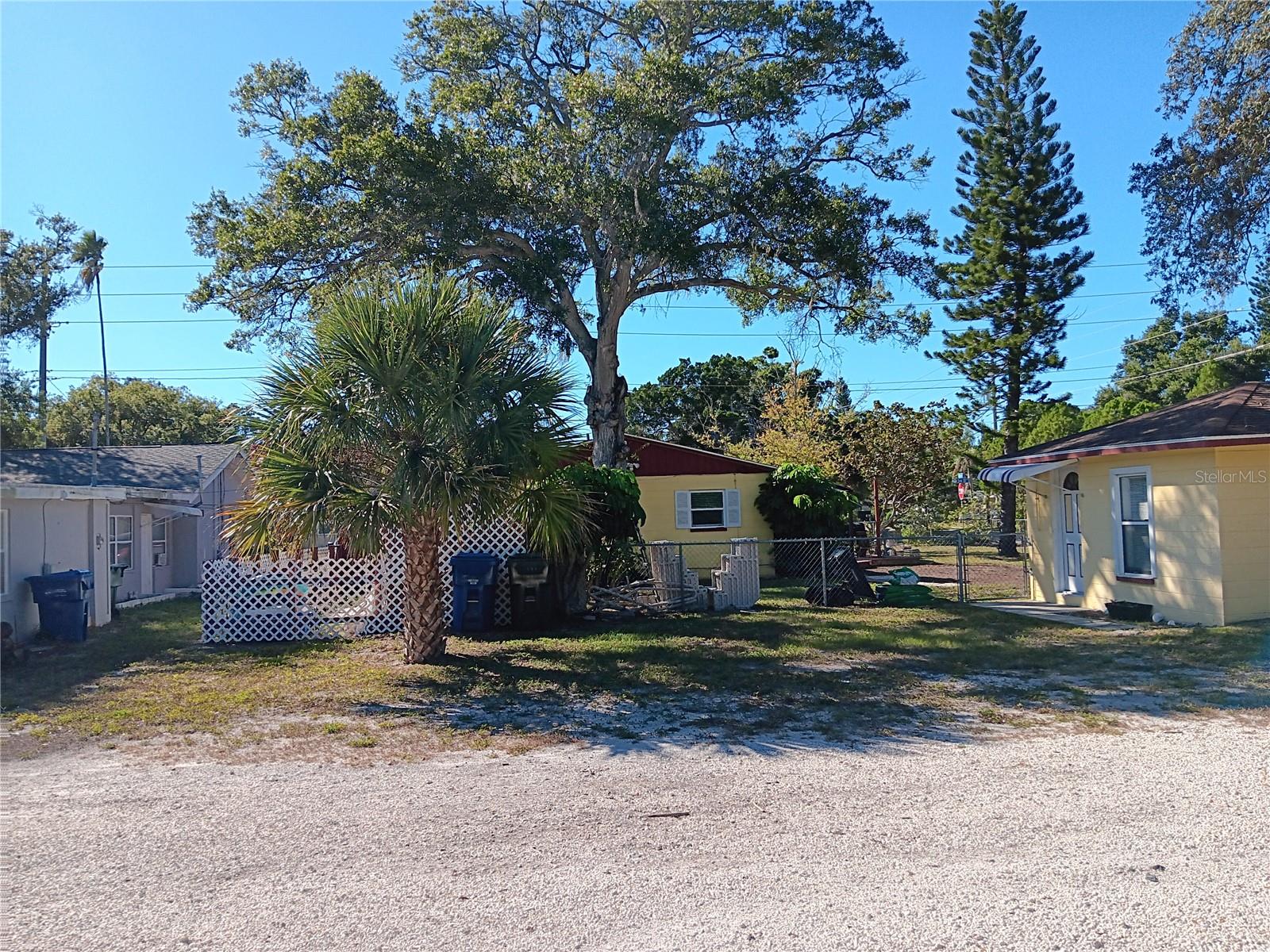 Cottage Entry with Additional Parking