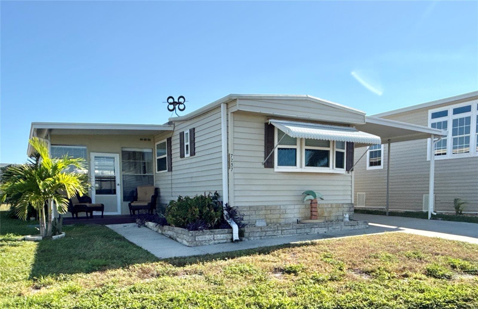 7257 MOUNT GEORGETOWN DR NE #565, ST PETERSBURG, FL, 33702