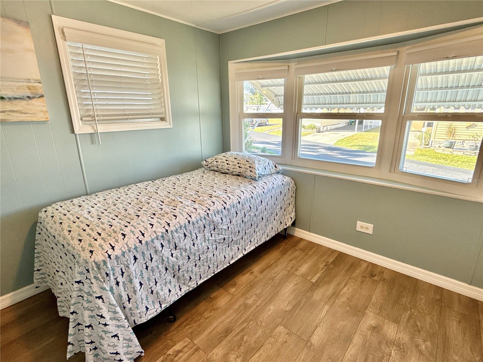 7257 MOUNT GEORGETOWN DR NE #565, ST PETERSBURG, FL, 33702