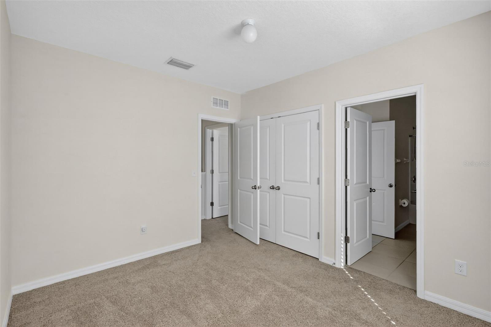 32997 KALOKO, WESLEY CHAPEL, FL, 33543