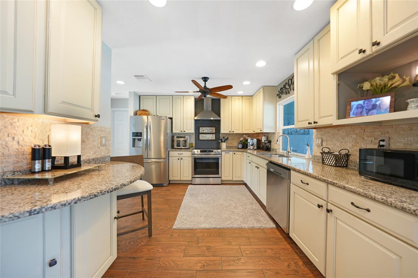 18380 ROBINSON AVE, PORT CHARLOTTE, FL, 33948