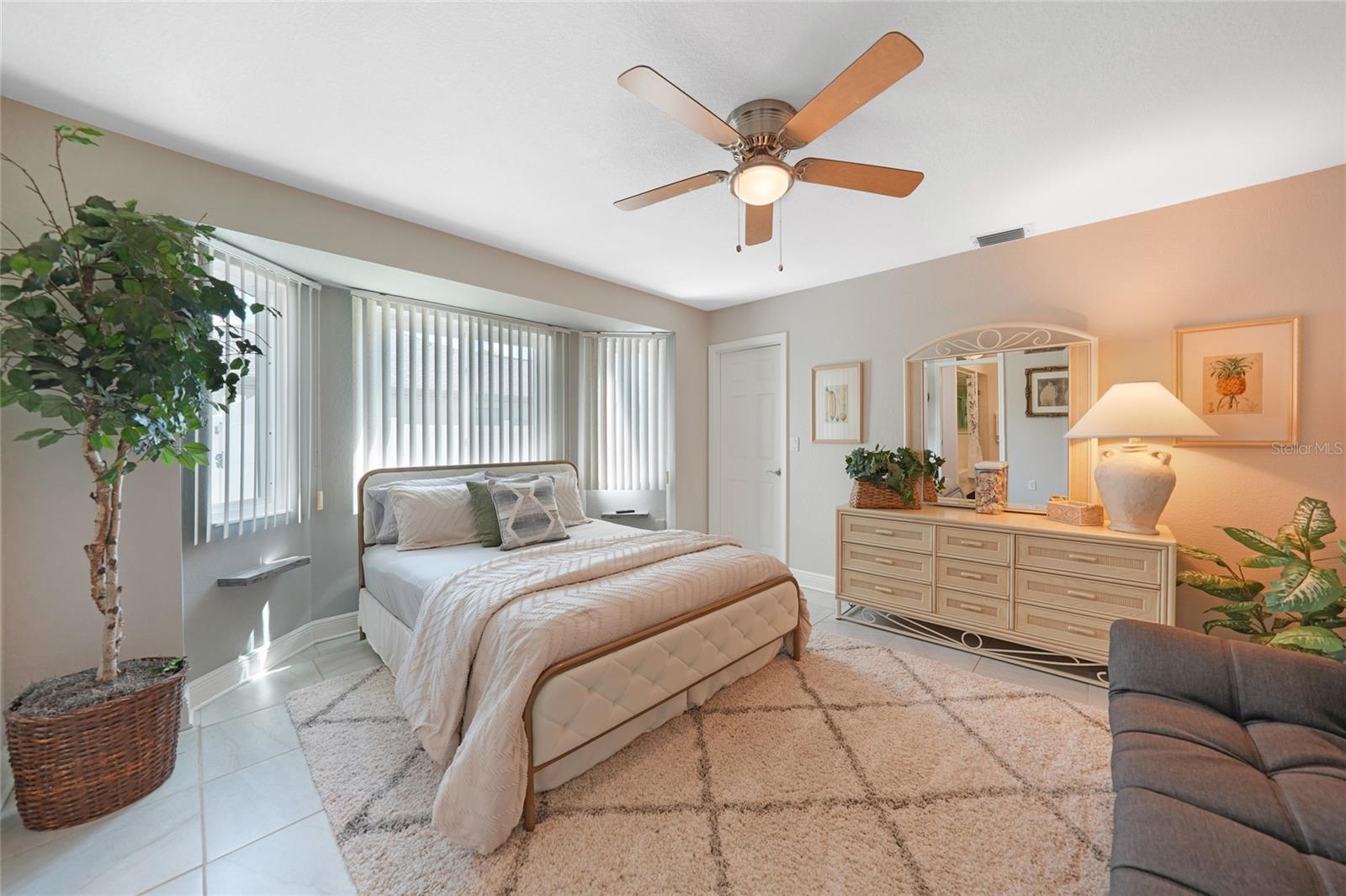 18380 ROBINSON AVE, PORT CHARLOTTE, FL, 33948