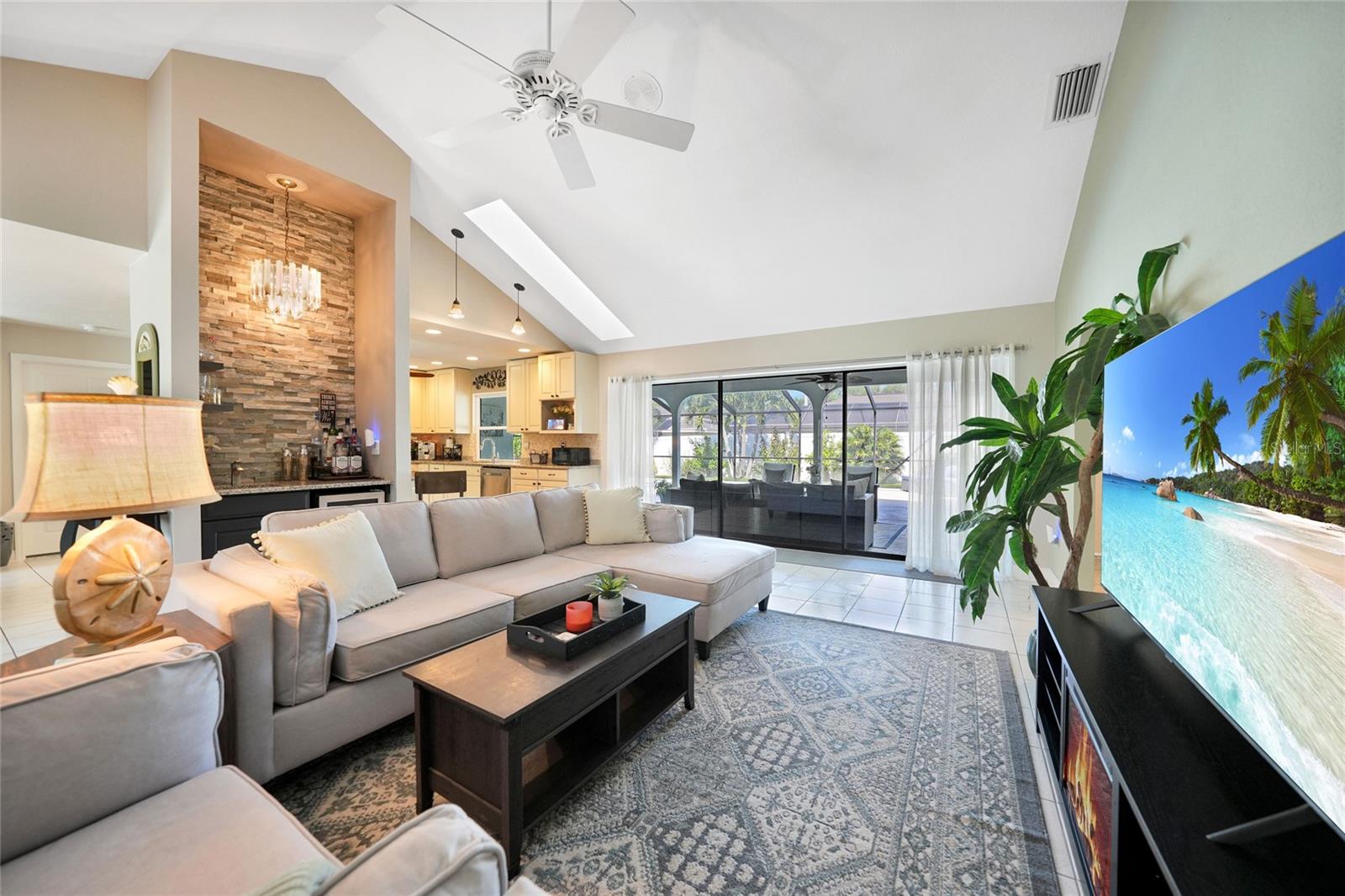 18380 ROBINSON AVE, PORT CHARLOTTE, FL, 33948