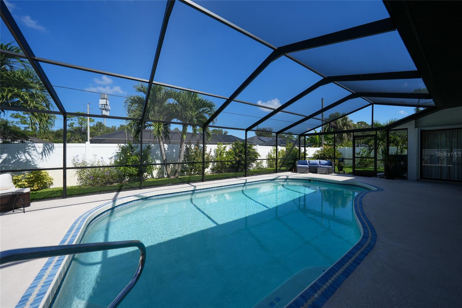 18380 ROBINSON AVE, PORT CHARLOTTE, FL, 33948