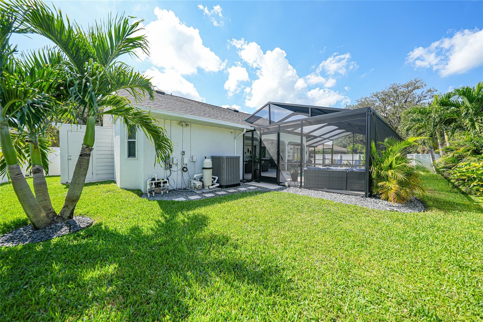 18380 ROBINSON AVE, PORT CHARLOTTE, FL, 33948