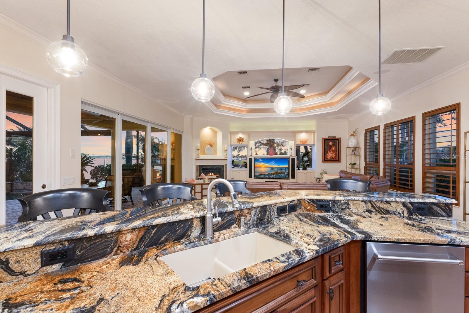 A4669473 Property Photo