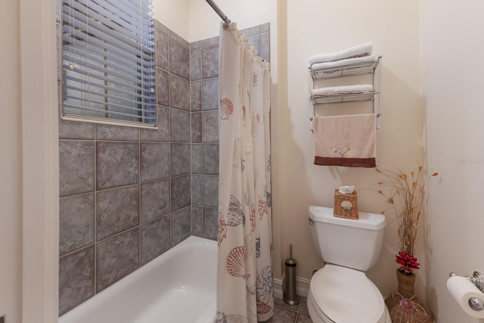 A4669473 Property Photo