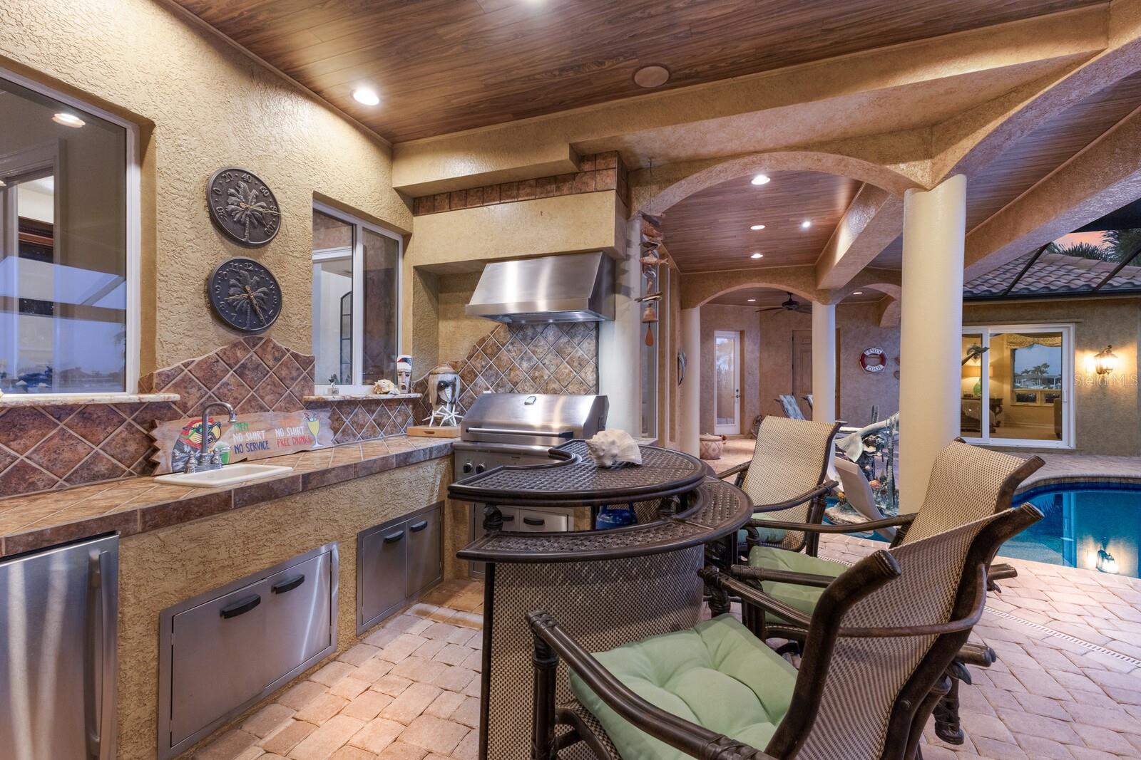 A4669473 Property Photo