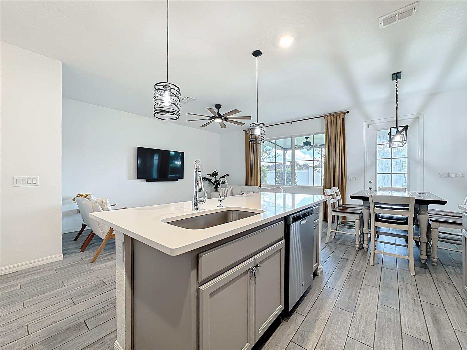 721 BENOI DR, DAVENPORT, FL, 33896