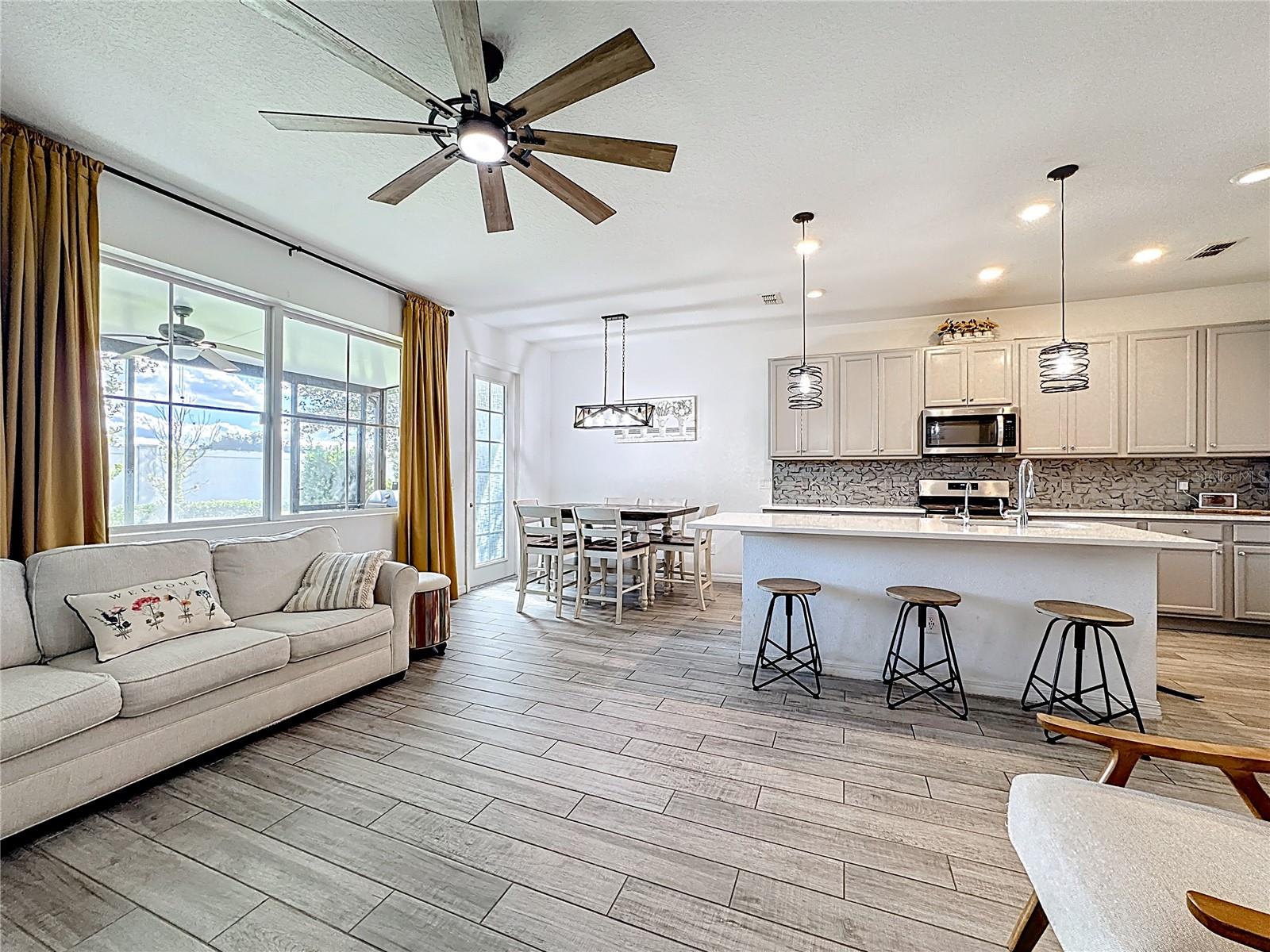 721 BENOI DR, DAVENPORT, FL, 33896